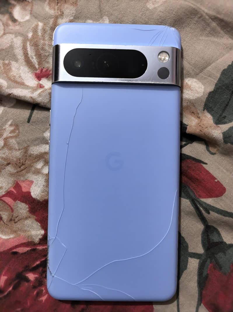 Google Pixel 8 Pro 1