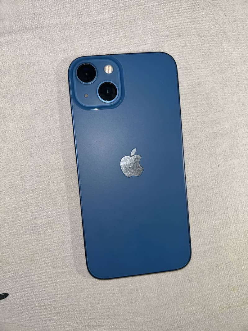 Apple iPhone 13 0