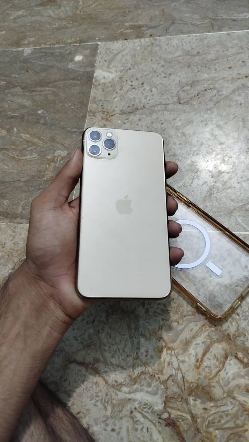 Apple iPhone 11 Pro Max 0