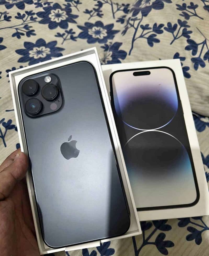 Apple iPhone 14 Pro Max 0