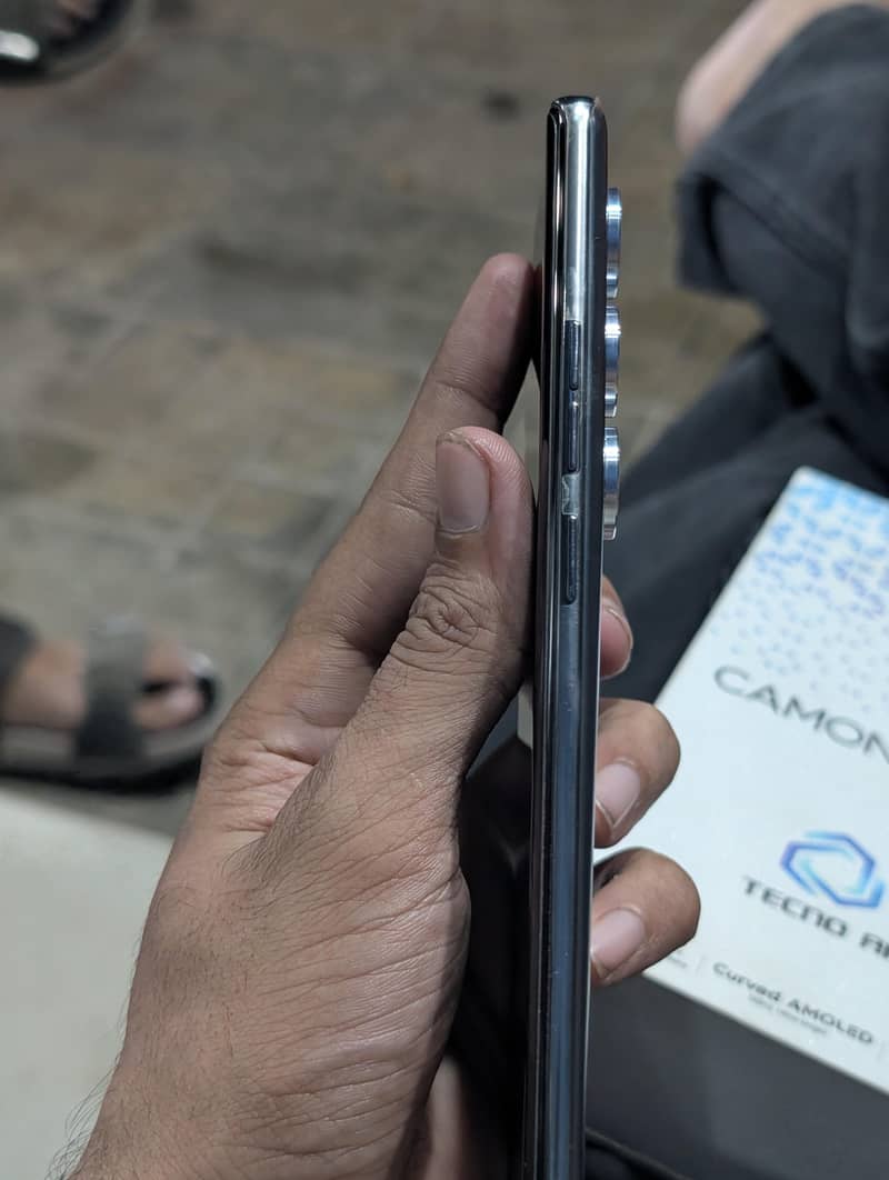 Tecno CAMON 40 Pro 8