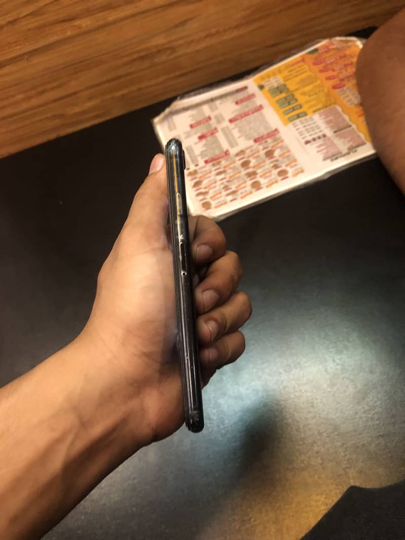 Apple iPhone SE 4