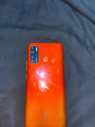 Tecno Spark 5 Pro 4-64 gb