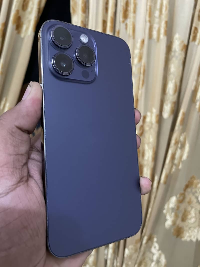 Apple iPhone 14 Pro Max 3