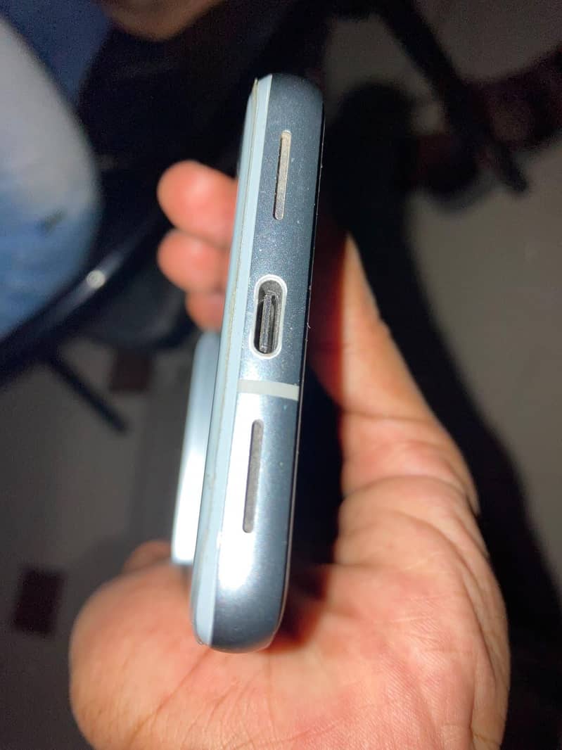Google Pixel 8 2