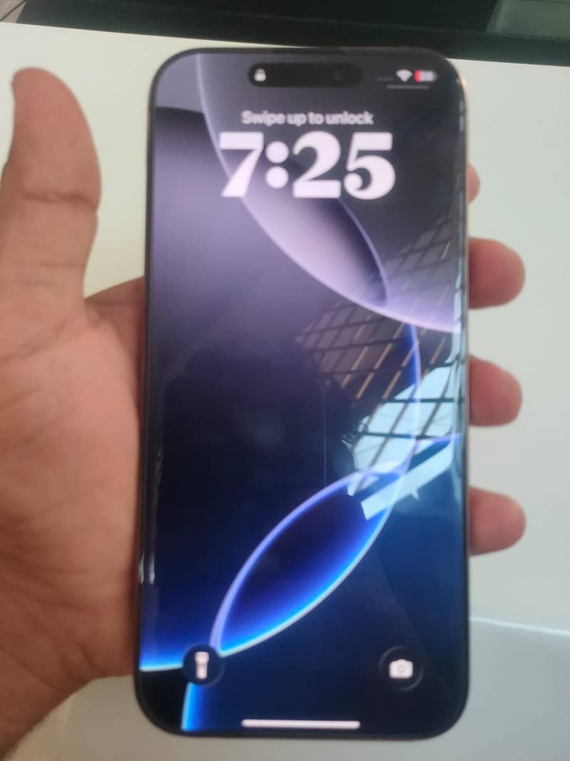 Apple iPhone 16 Pro Max 3