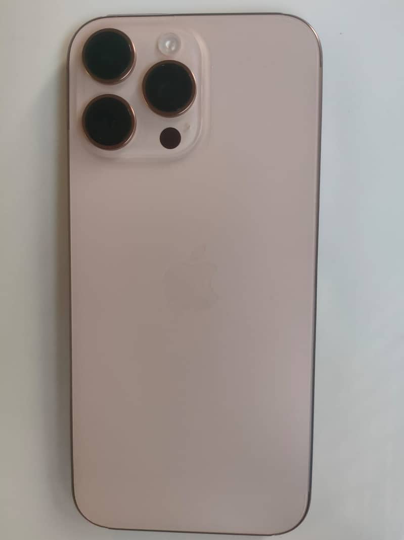 Apple iPhone 16 Pro Max 5