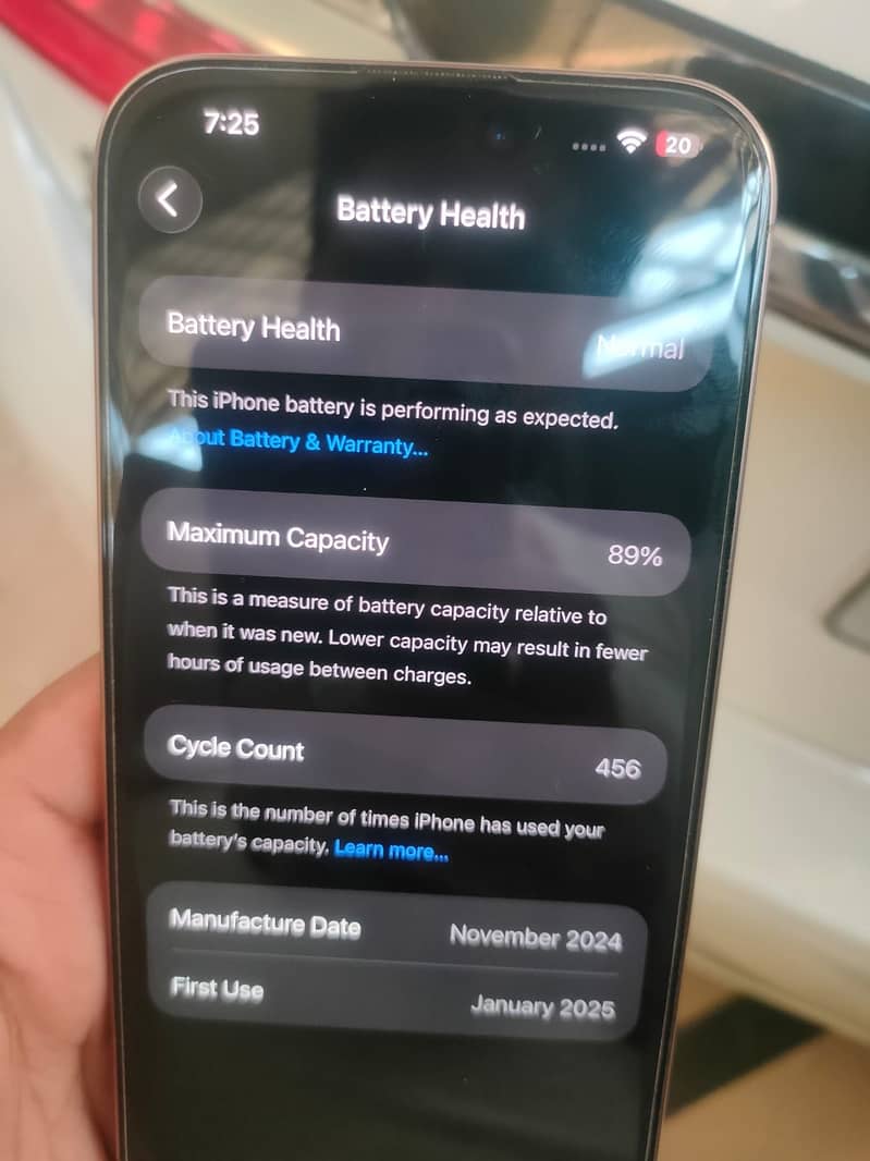 Apple iPhone 16 Pro Max 9
