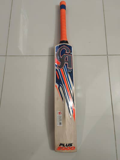 CA PLUS 2000 CRICKET BAT