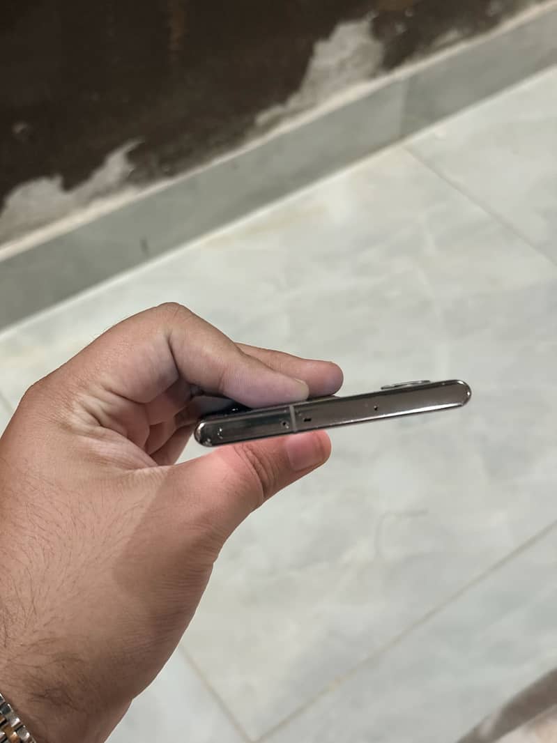 Samsung Mobile Note 10 Plus 9