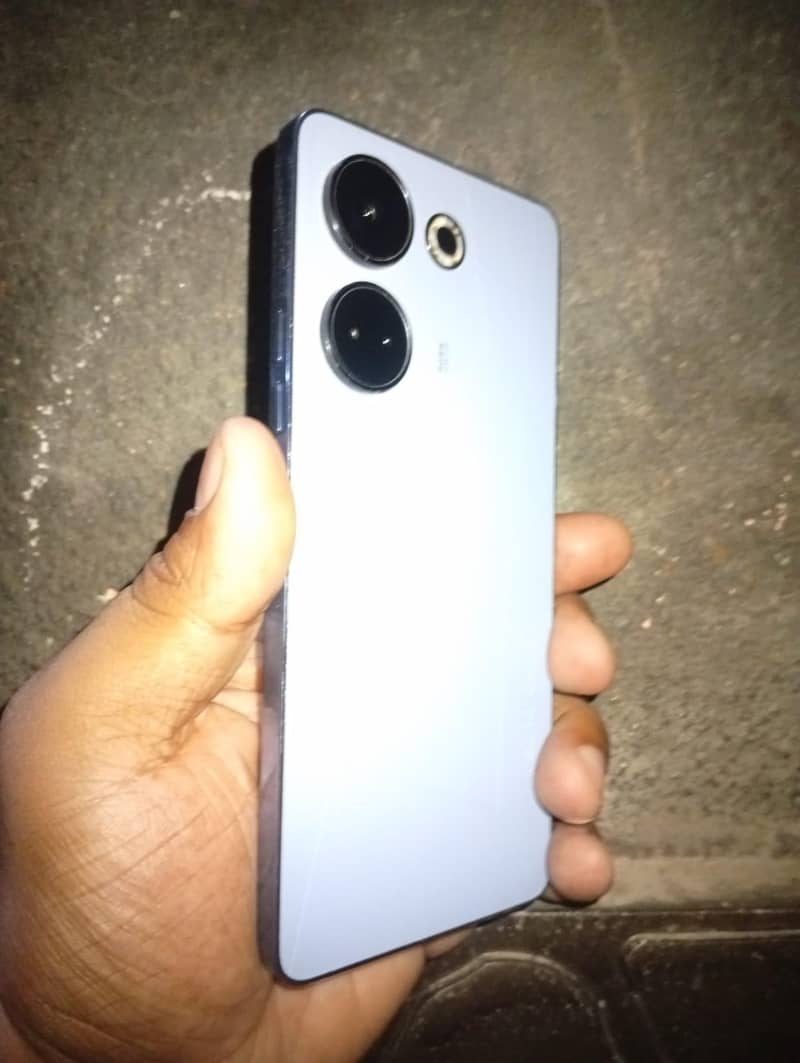 Tecno CAMON 20 Pro 1