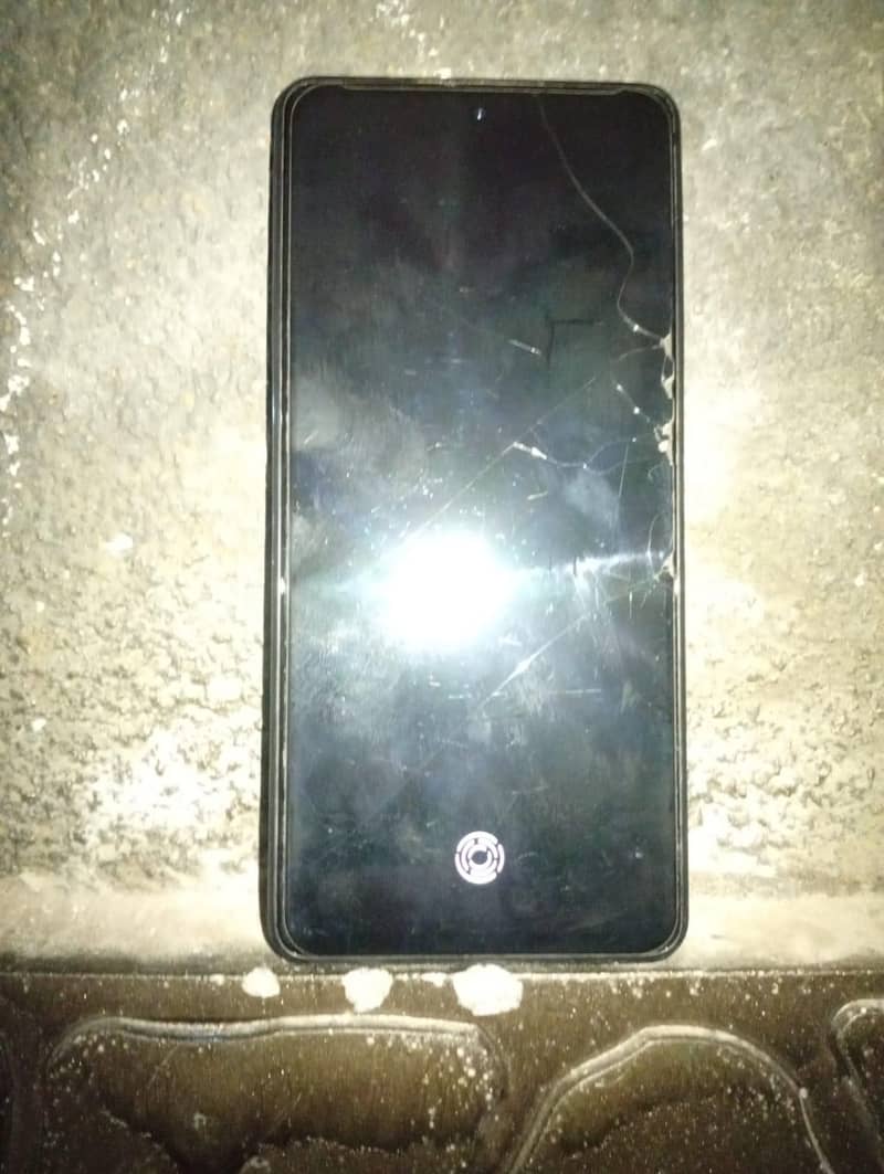 Tecno CAMON 20 Pro 4