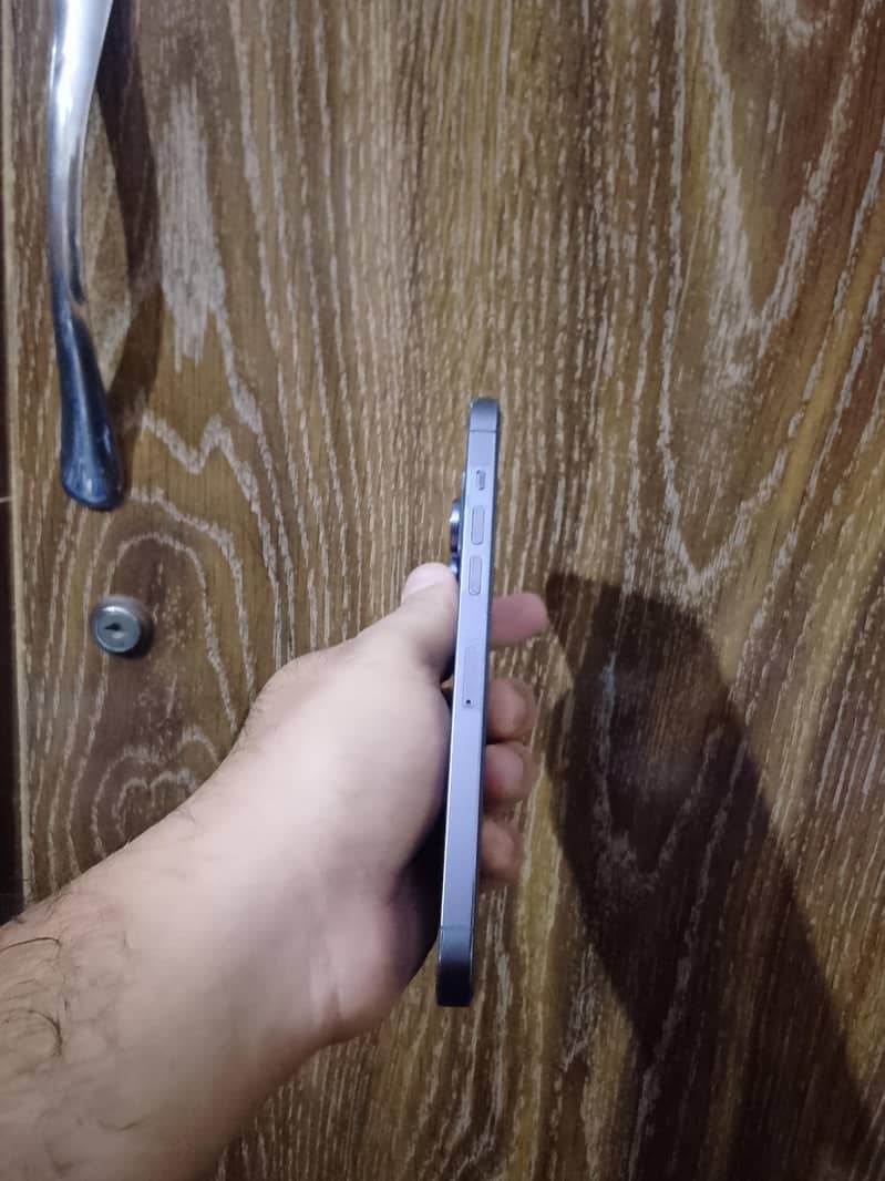 Apple iPhone 14 Pro Max 3