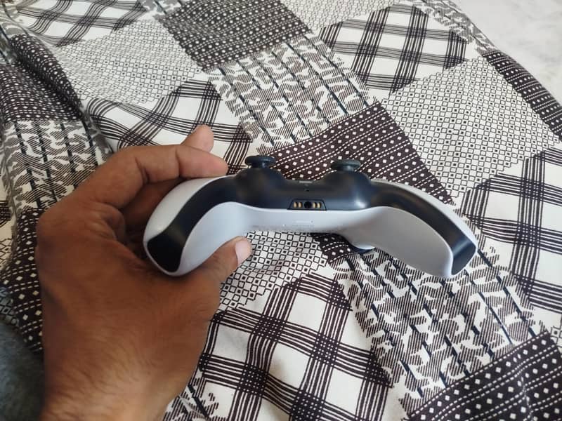PS5 Original Controller 1