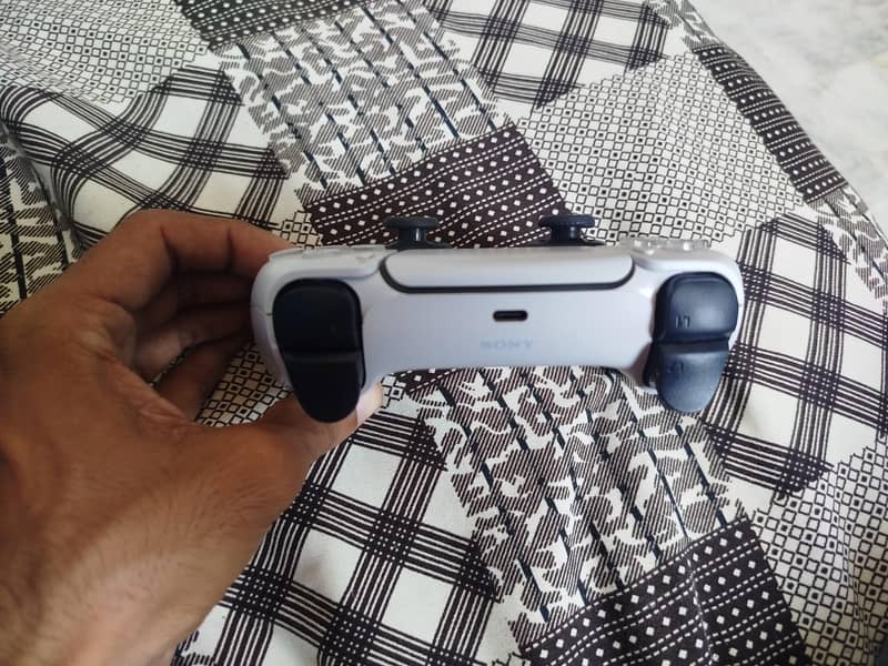 PS5 Original Controller 4