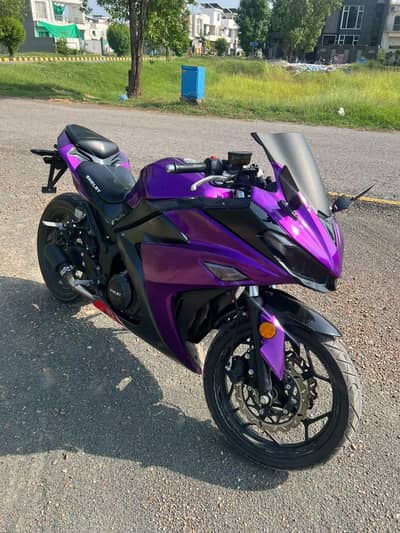 Kawasaki ninja v6  heavy bike for sale.