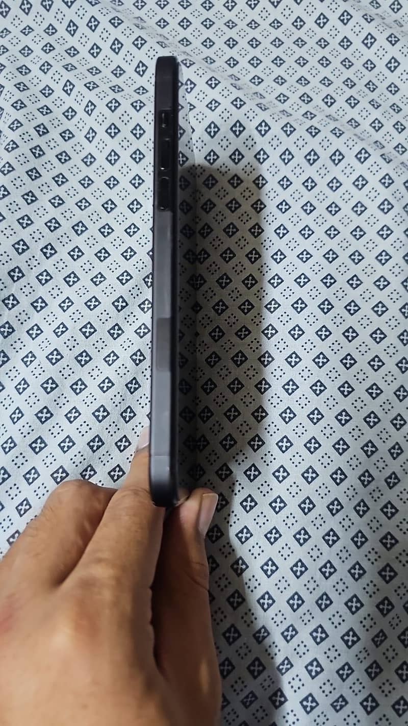 Apple iPhone 15 plus 4