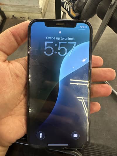 Apple iPhone 12