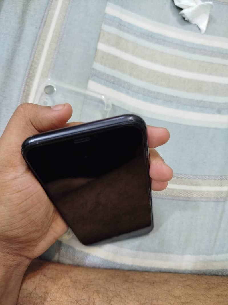Apple iPhone XR 2