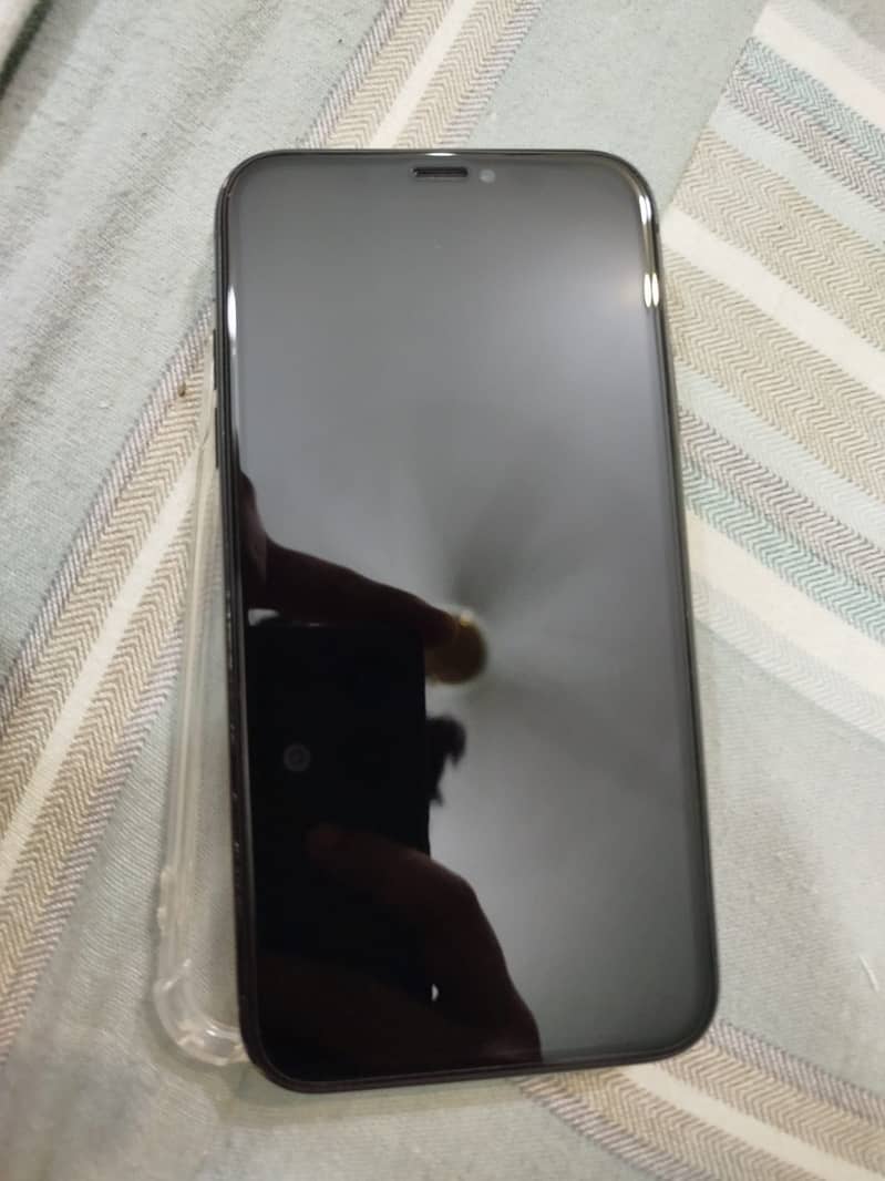 Apple iPhone XR 9