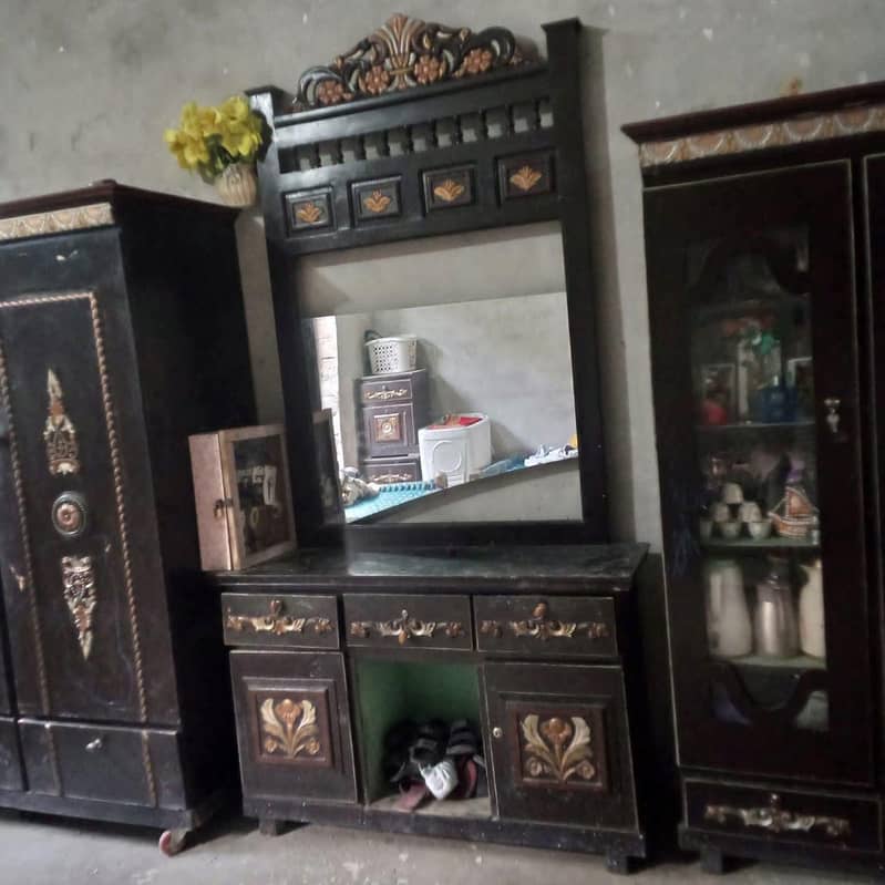 Sofas  and other items 1