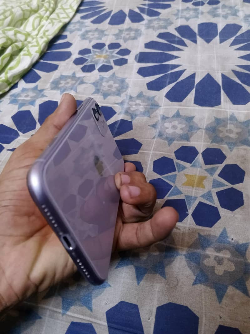 Apple iPhone 11 1