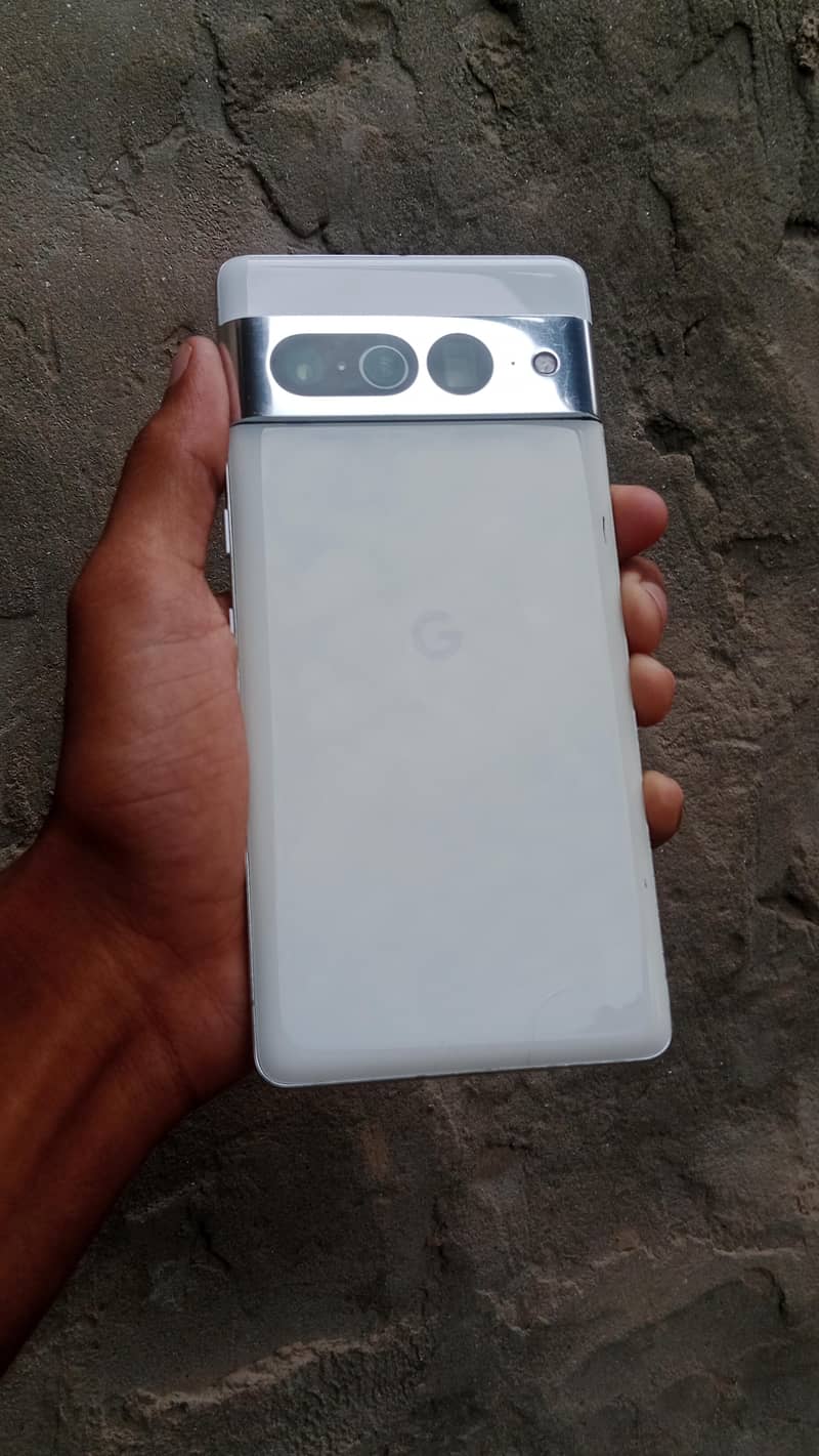 Google Pixel 7 Pro 2