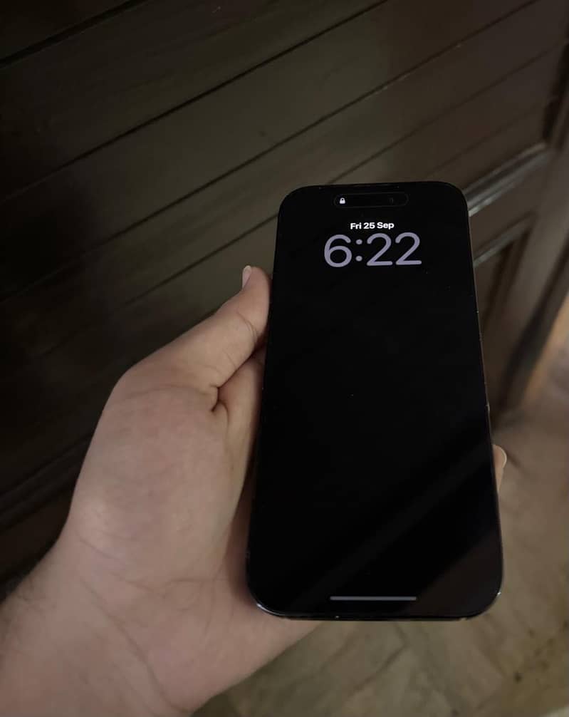 Apple iPhone 14 Pro 1