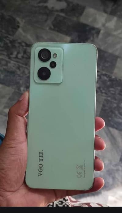 Vgotel new24.4/128 with box condition 10/10