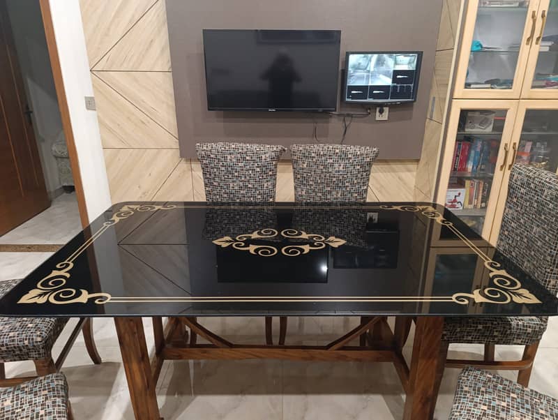 Dinning table set 0