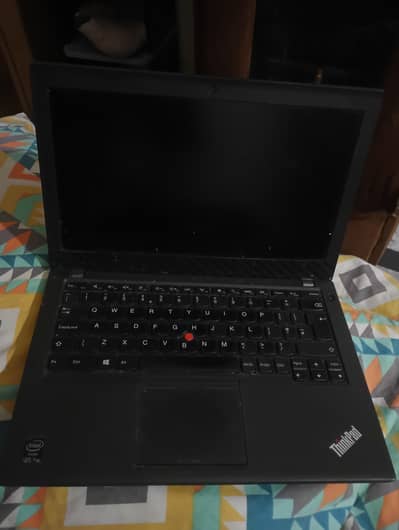 Lenovo x240 4gb ddr3 ram 128gb ssd