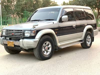 Mitsubishi Pajero 1993