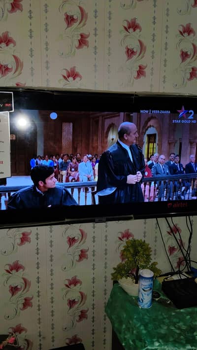 TcL led android 40.