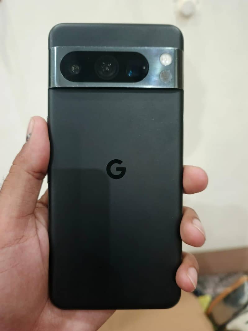 Google Pixel 8 Pro 2