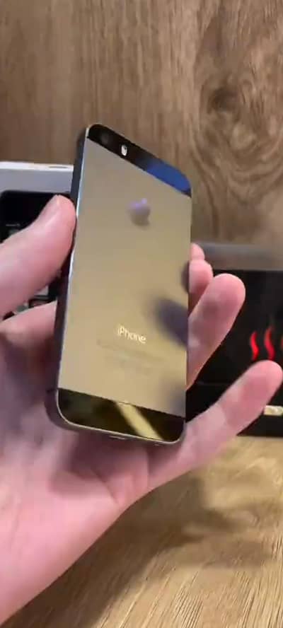 Apple iPhone 5s 128 GB PTA approved