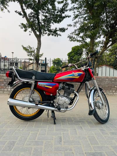 Honda 125 urgent for sale 03096098550 WhatsApp