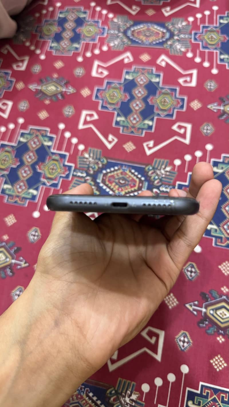 Apple iPhone 11 2