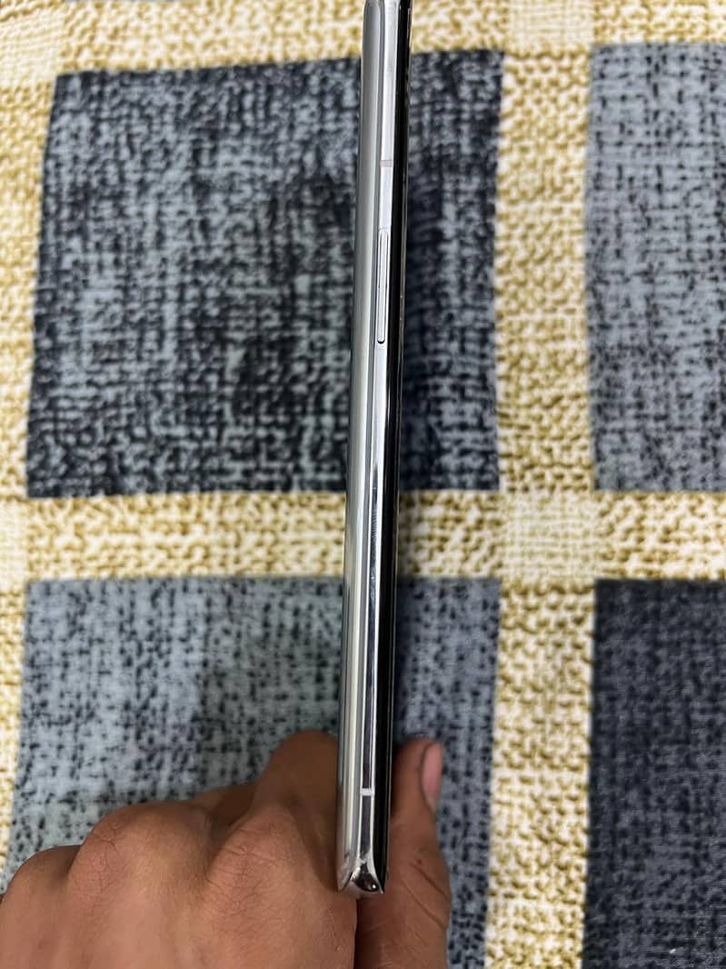 One Plus 9 Pro 1