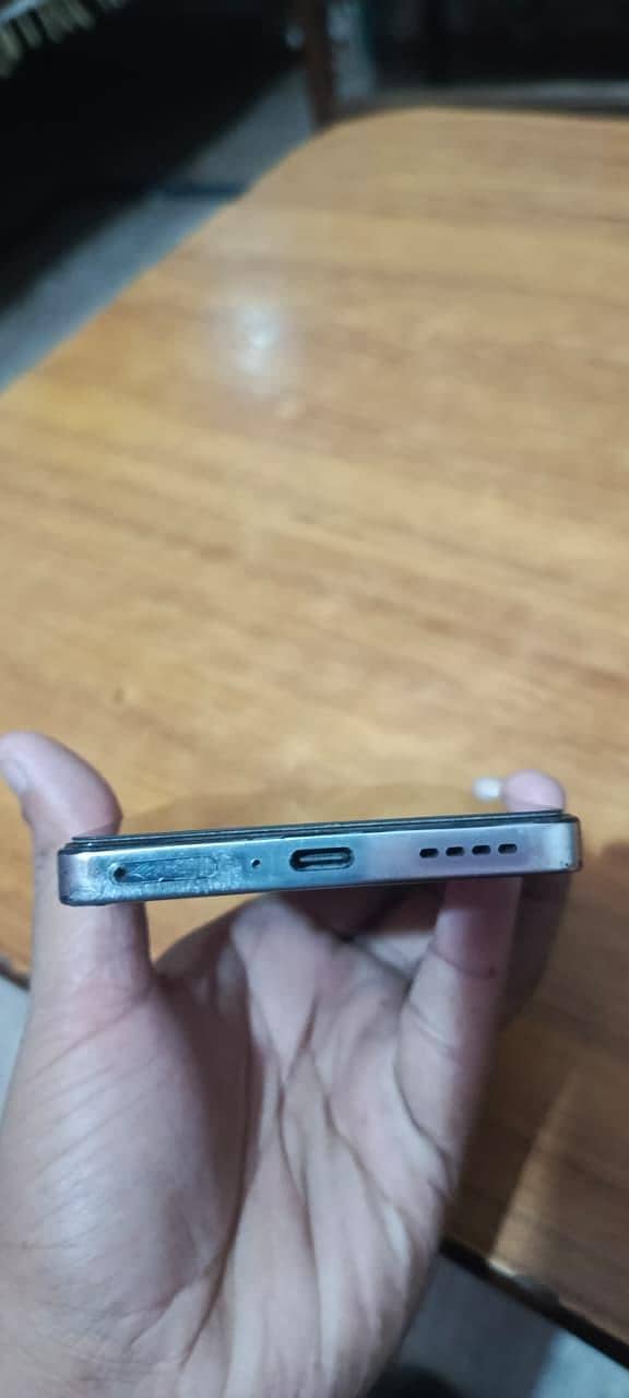 Infinix Note 40 5