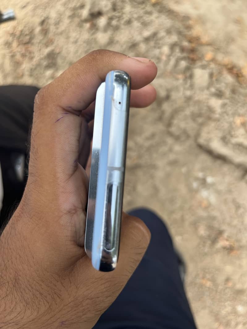Google Pixel 8 Pro 1