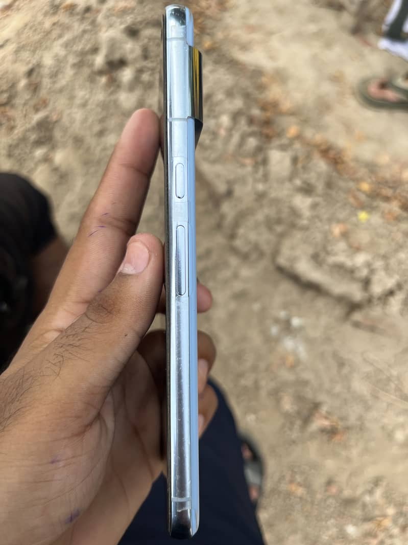 Google Pixel 8 Pro 5