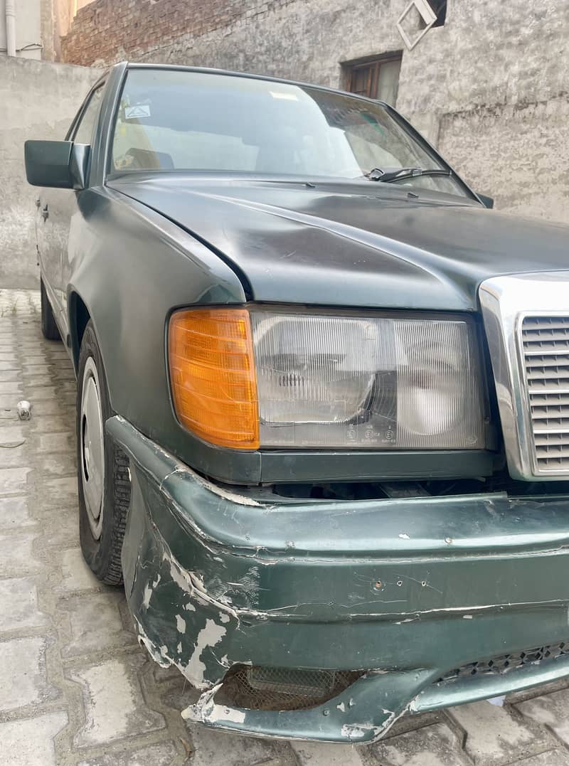 Mercedes E Class 2002 3