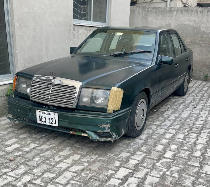 Mercedes E Class 2002 4