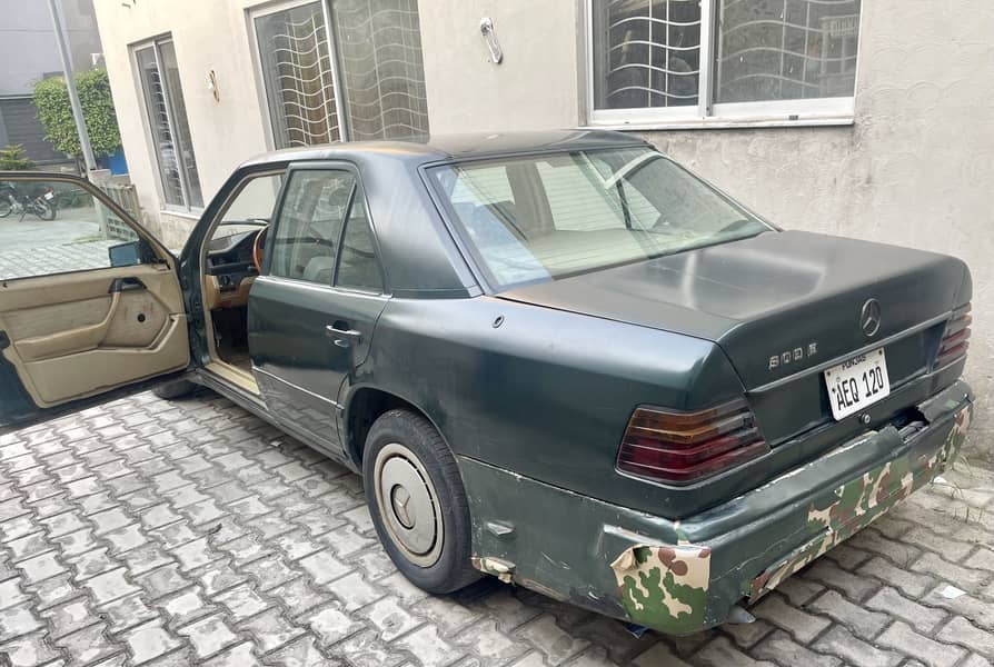 Mercedes E Class 2002 5