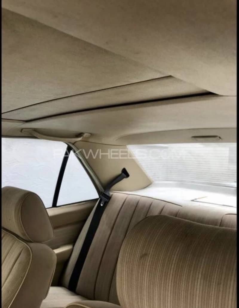 Mercedes E Class 2002 8