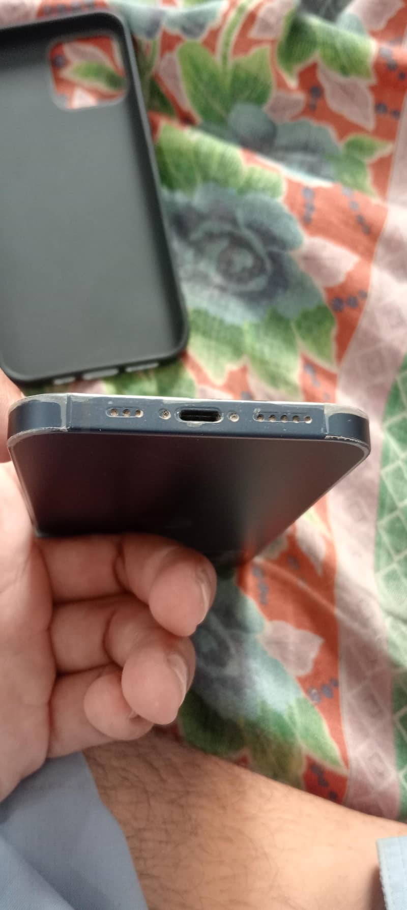 Apple iPhone 12 jv 8