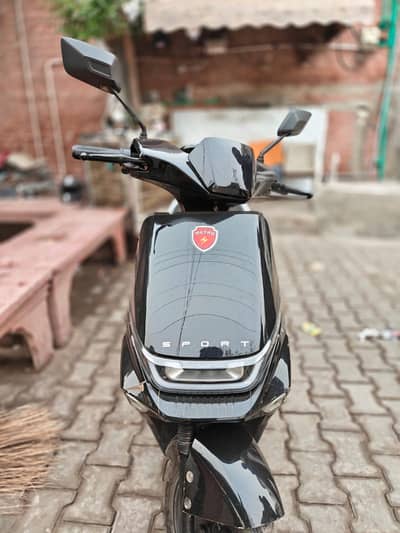 urgent sale scooty