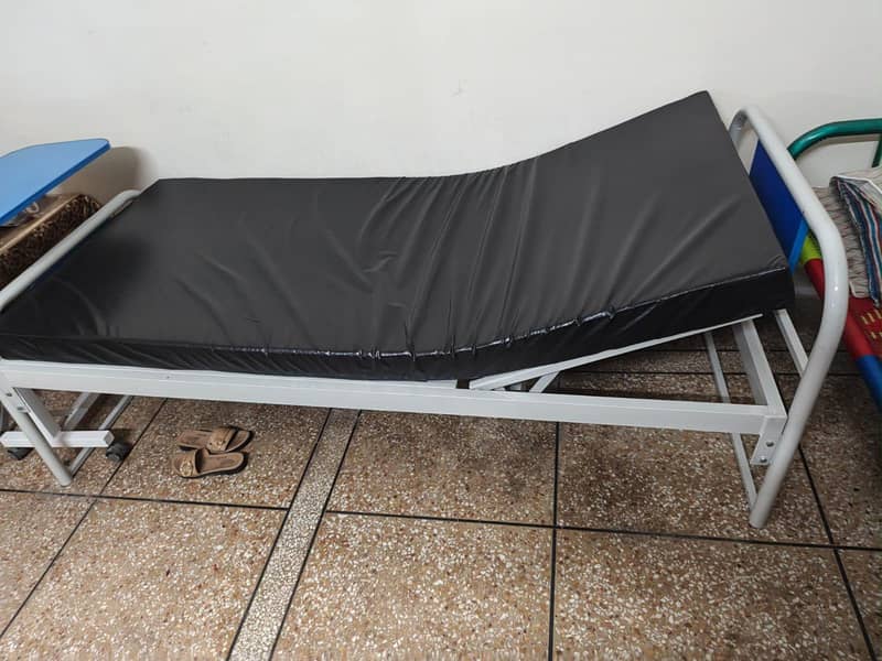 Patient Bed Manually 3