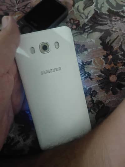 Samsung Mobile J7 2016 good exchange offer