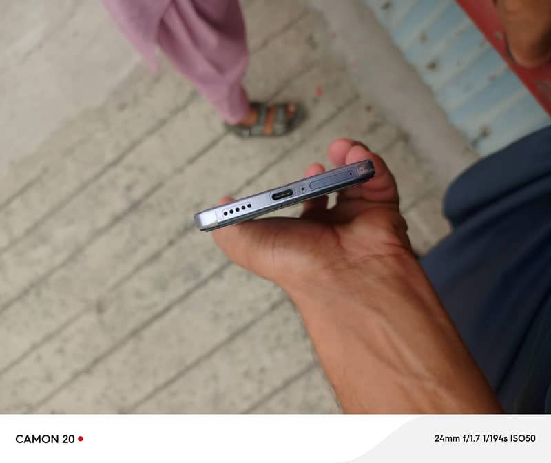 Model vivo v 27 e 2